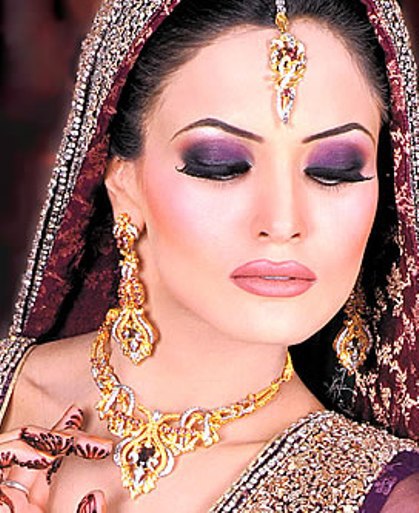 Bridal-Gold-Jewelry-Sets-2015-Best-Designs-webstudy.pk